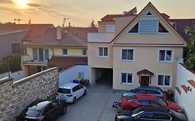 Pod Vinicí